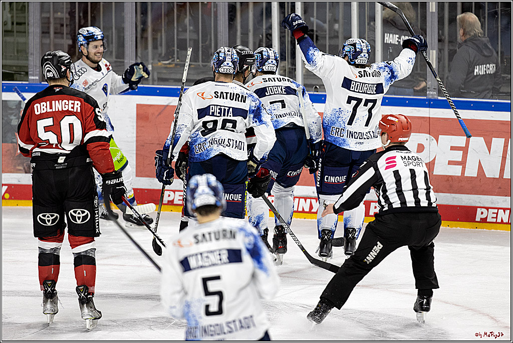 PENNY DEL;  Koelner Haie - ERC Ingolstadt; Koeln, 19.12.2021